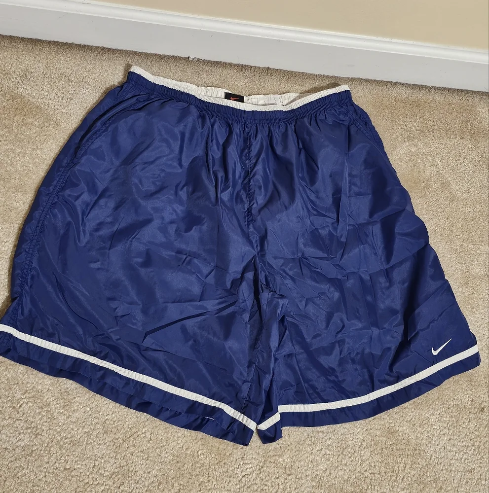 Vtg Y2K Nike Swim Trunks Men’s XL Navy Blue Spellout Logo Mesh Lined Pockets‎